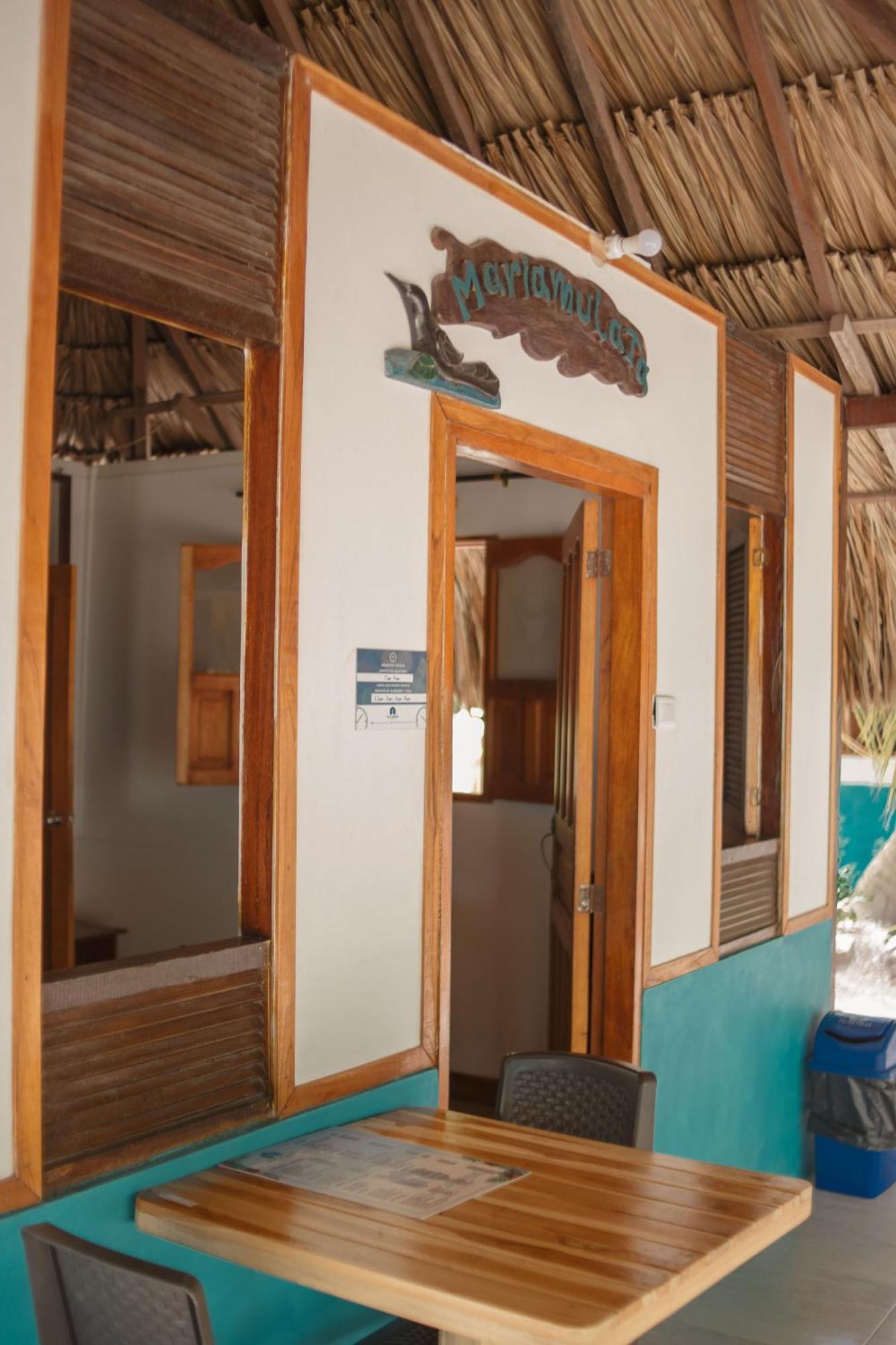 Isla Grande Eco-Hostal ภายนอก รูปภาพ